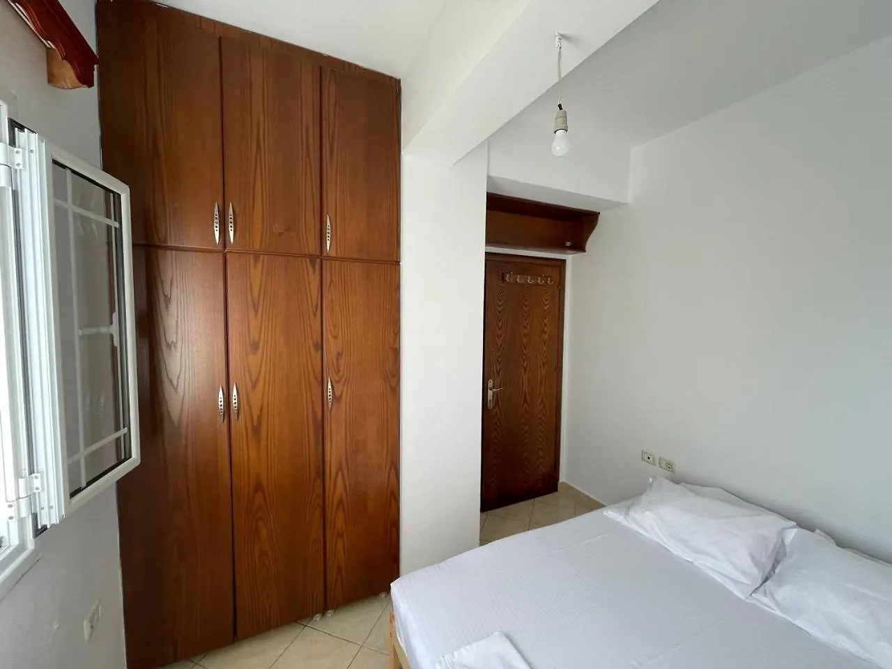 B Apartment 6 Sarande Albania