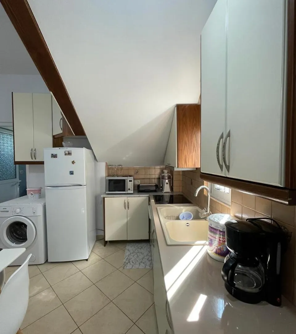 B Apartment 6 Sarande